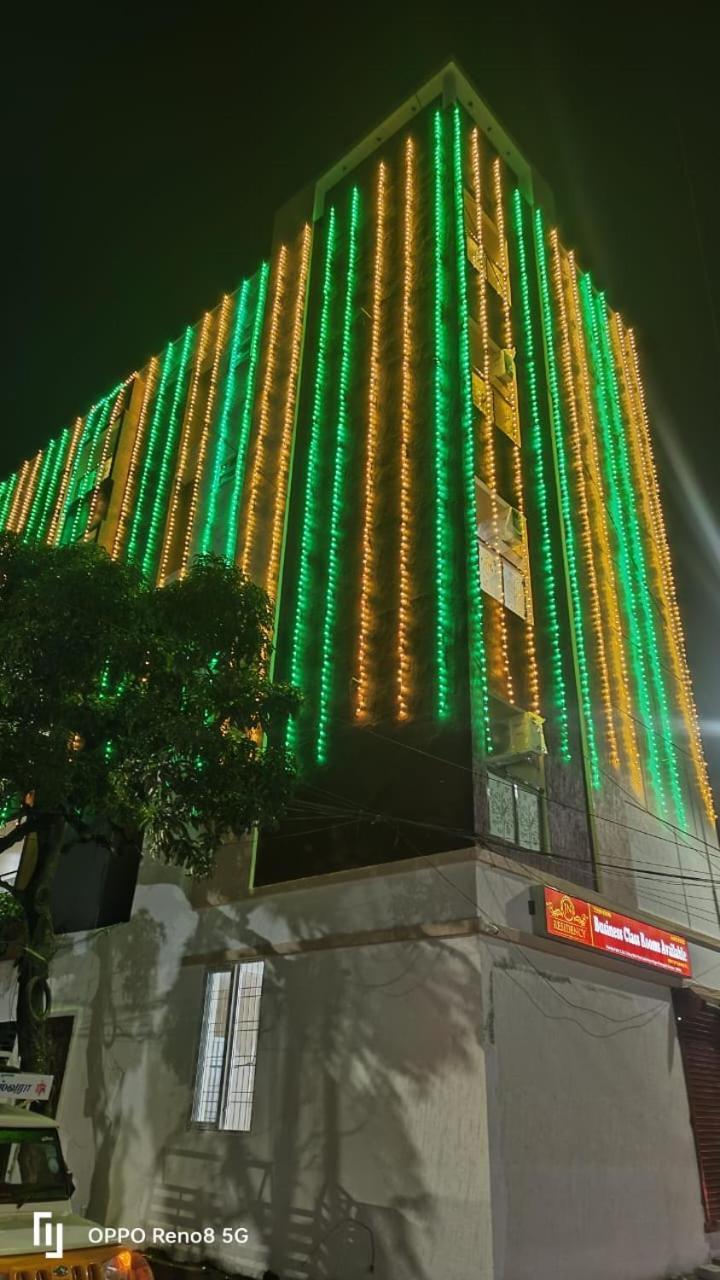 Jn Residency Perungudi Acomodação com café da manhã Chennai Exterior foto