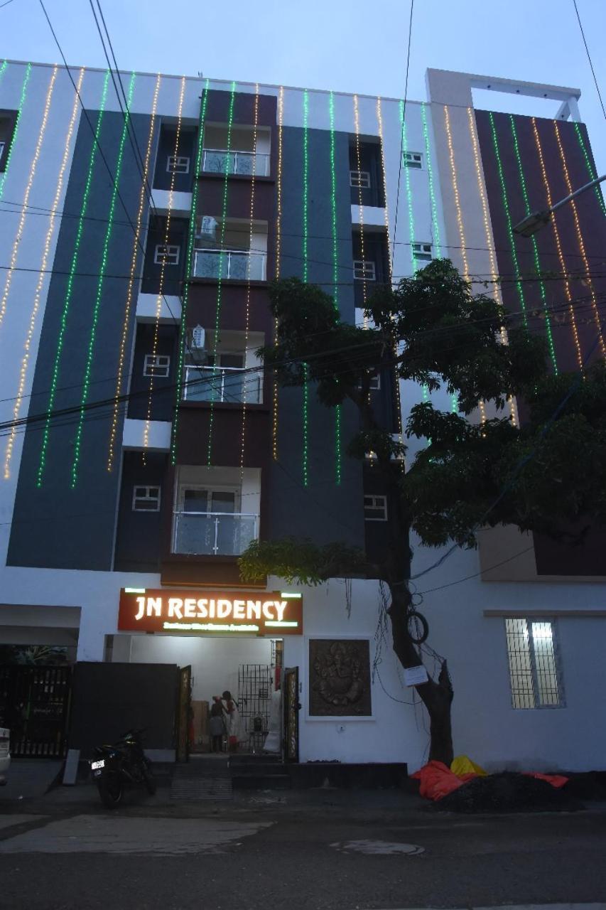 Jn Residency Perungudi Acomodação com café da manhã Chennai Exterior foto